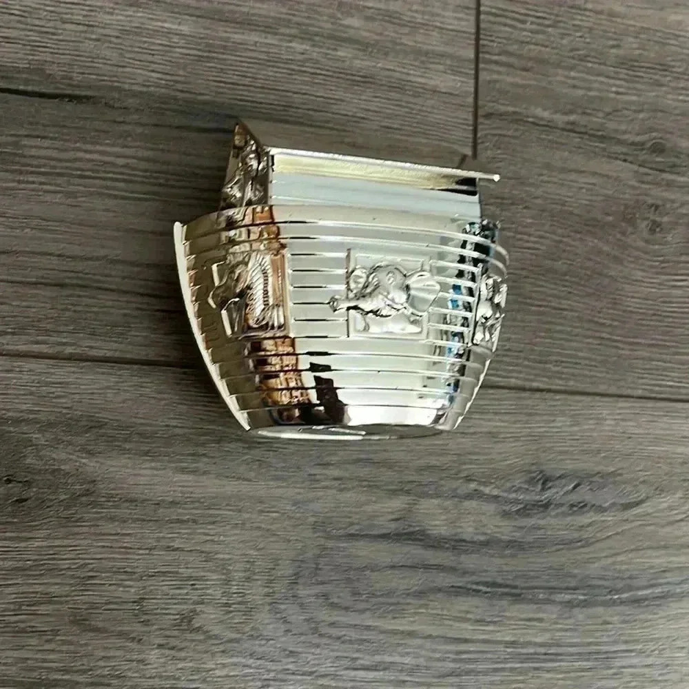 Maison Birks Silver Toned Noah Ark Coin Bank Piggy Bank - Picture 4 of 11